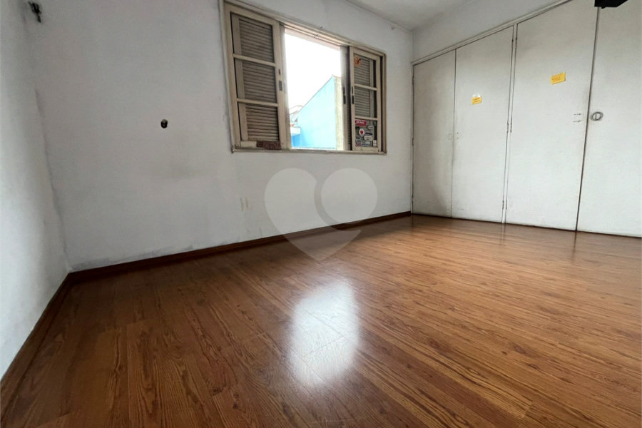 Sobrado à venda com 3 quartos, sendo 1 suíte, em Morumbi, São Paulo, SP