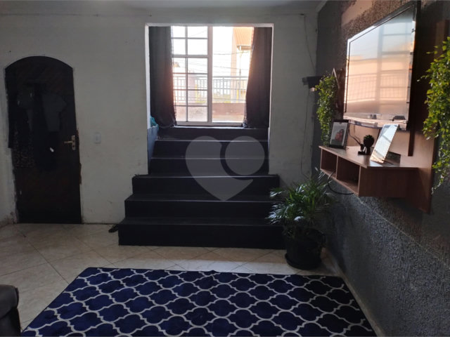 Sobrado à venda com 2 quartos em Itaquera, São Paulo, SP