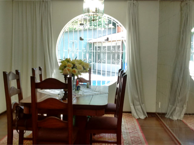 Casa à venda com 5 quartos, sendo 2 suítes,  em Horto Florestal, São Paulo, SP