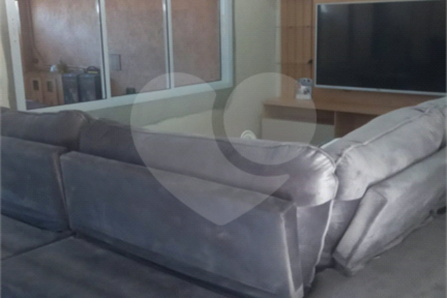 Casa à venda com 5 quartos, sendo 2 suítes, em Jardim Santa Clara, Guarulhos, SP