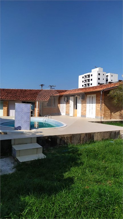 Casa Térrea à venda com 3 quartos, sendo 1 suíte, em Vila Atlântica, Caraguatatuba, SP