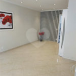 Sobrado á venda com 102m²- Vila Bertioga.