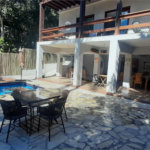 Sobrado à venda com 5 quartos, sendo 3 suítes, em Serra da Cantareira, Mairiporã, SP
