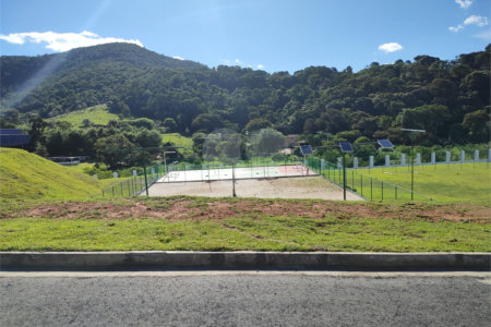 Terreno à venda no condomínio Portal Lamis, Bom Jesus dos Perdões - SP
