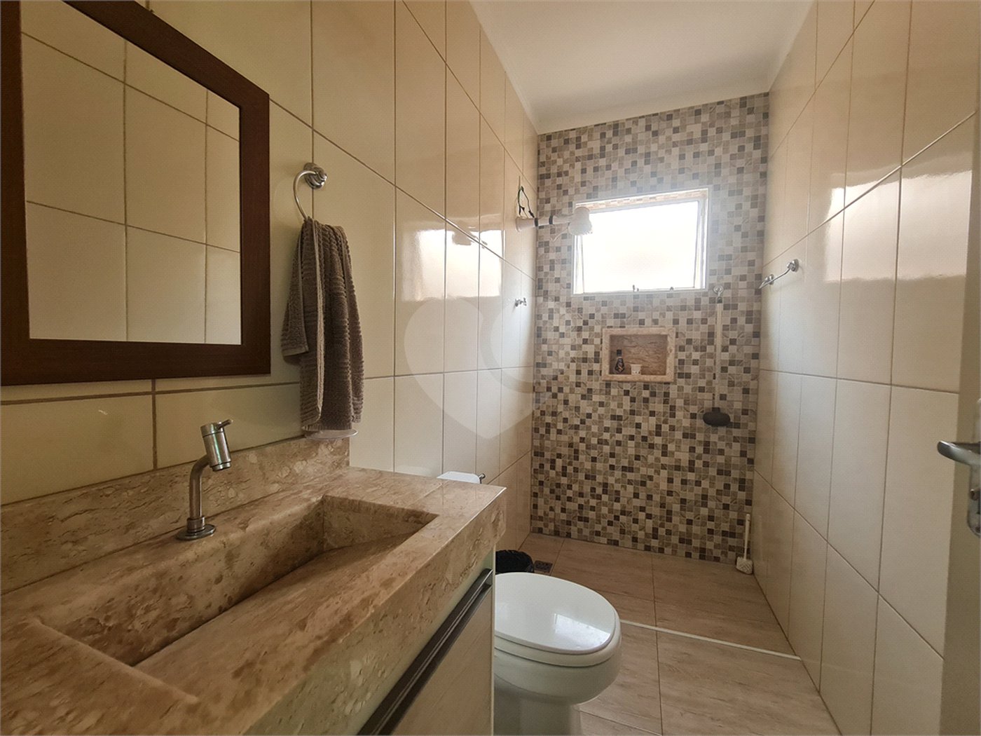 Casa à venda com 3 quartos, sendo 1 suíte,  no condomínio Reserva Ipanema I, Sorocaba - SP