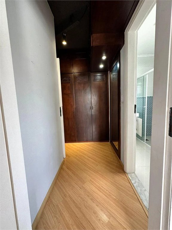 Casa à venda com 4 quartos, sendo 1 suíte, em Vila Oliveira, Mogi das Cruzes, SP