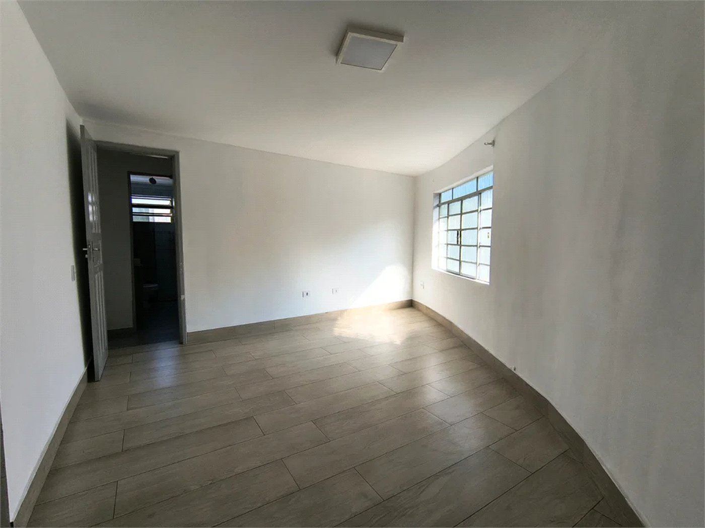 Casa à venda com 2 quartos em Jardim Pinheiros, São Paulo, SP