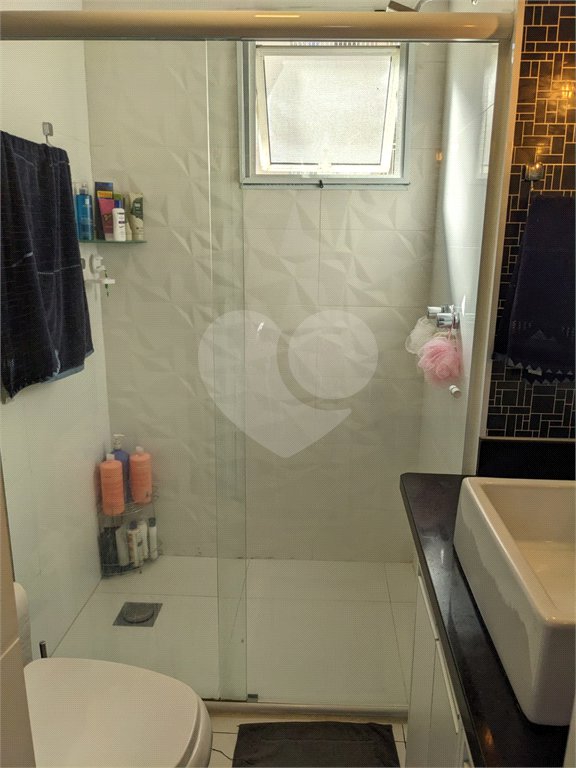 Apartamento à venda com 2 quartos, sendo 1 suíte,  em Jardim Rosa de Franca, Guarulhos, SP