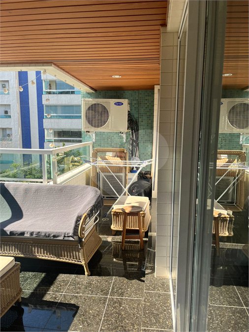Apartamento à venda com 3 suítes em Real Parque, São Paulo, SP