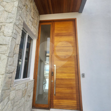 Casa à venda ou para alugar com 4 suítes no condomínio Residencial Jaguary, São José dos Campos - SP
