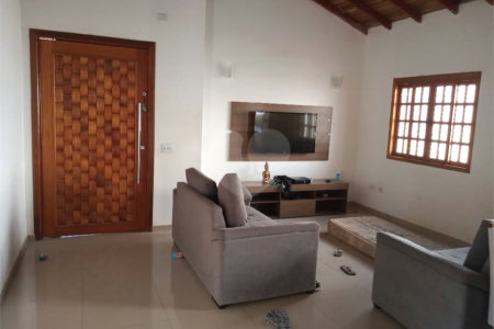 Chácara à venda com 5 quartos, sendo 2 suítes, em Campos de Atibaia, Atibaia, SP