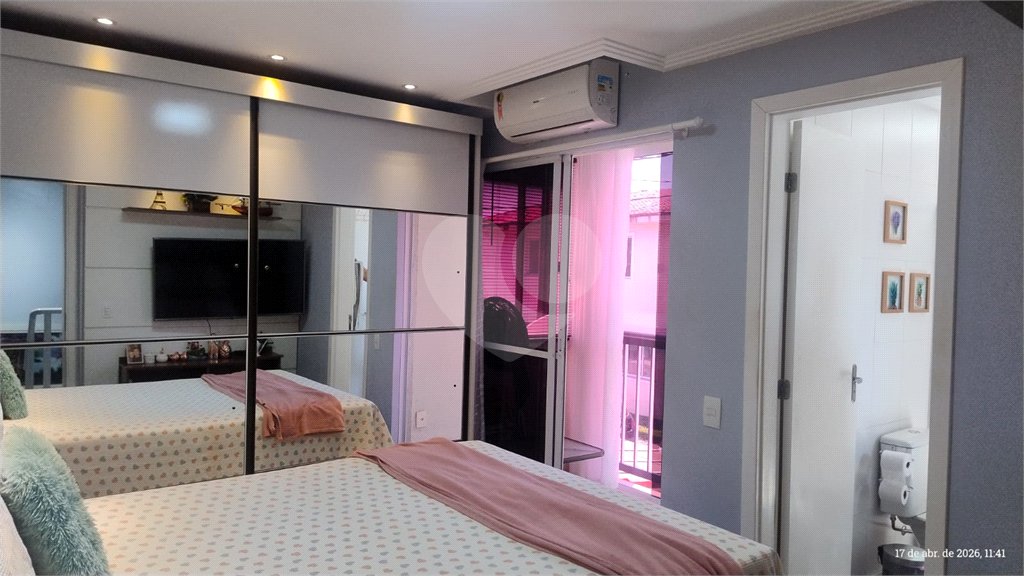 Casa à venda com 2 quartos, sendo 1 suíte, no condomínio Olympia Park Residence, Rio de Janeiro - RJ