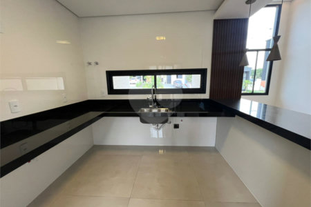 Casa à venda com 3 quartos, sendo 1 suíte, no condomínio Villagio_ipanema 1, Sorocaba - SP
