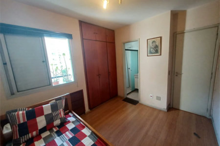 Apartamento à venda com 3 quartos, sendo 1 suíte, em Jardim das Acácias, São Paulo, SP