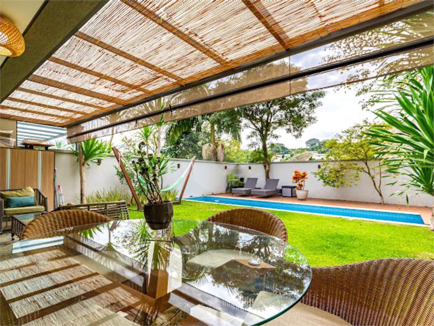 Casa à venda com 4 suítes no condomínio Premiere, São Paulo - SP