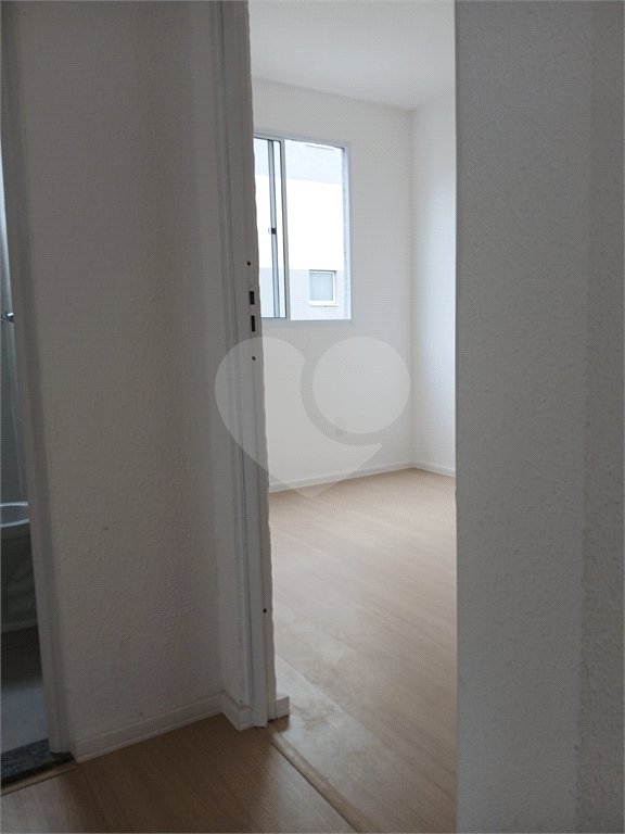 Apartamento para alugar com 2 quartos em Santa Cruz, Rio de Janeiro, RJ