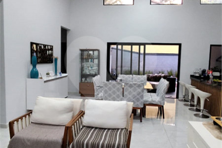 Casa à venda com 3 suítes em Alpes D'ouro, Bom Jesus dos Perdões, SP