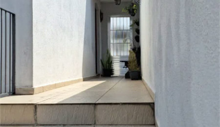 Sobrado à venda com 4 quartos, sendo 2 suítes,  em Jardim Ester, São Paulo, SP