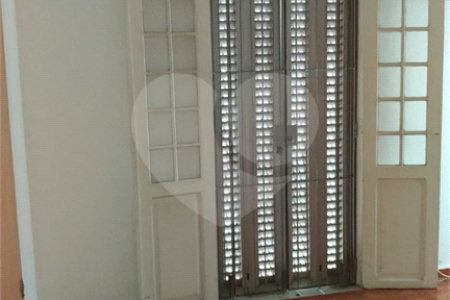 Casa à venda com 3 quartos, sendo 2 suítes, em Brooklin Paulista, São Paulo, SP