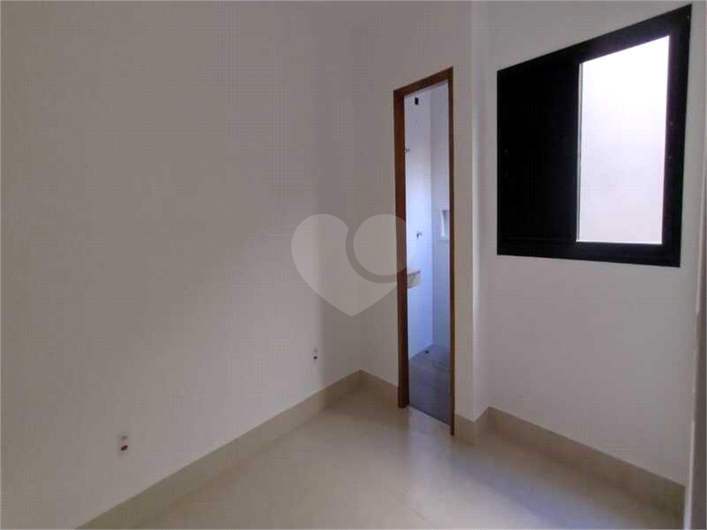 Casa à venda com 2 quartos, sendo 1 suíte, em Parque Residencial Sabiás, Indaiatuba, SP