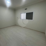 Casa à venda com 3 suítes em Vila Popular, Itapetininga, SP