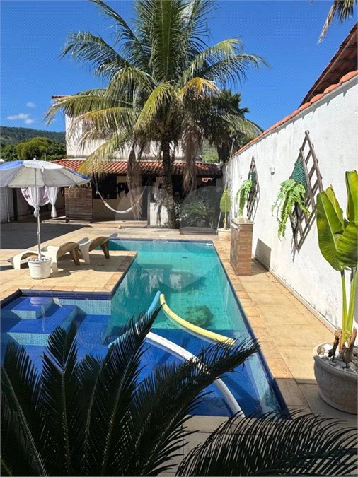 Casa à venda com 5 quartos, sendo 1 suíte, em Campo Grande, Rio de Janeiro, RJ
