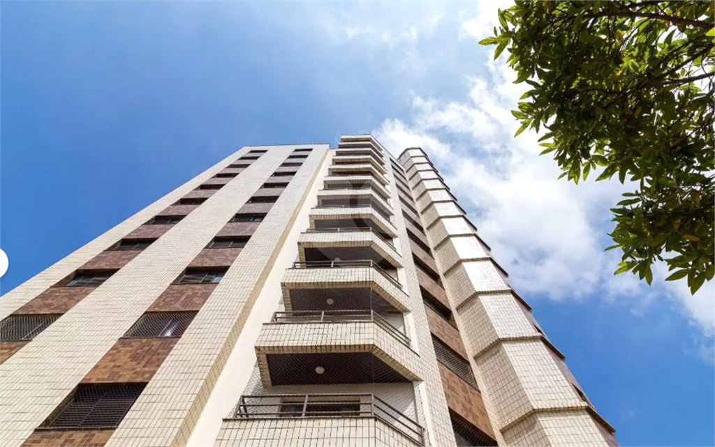 Apartamento à venda com 2 quartos, sendo 1 suíte,  em Jardim Teresa, São Paulo, SP
