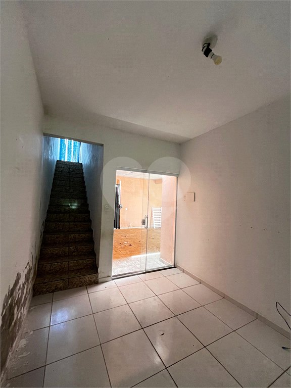 Casa à venda com 2 quartos, sendo 1 suíte, em Therezinha Piedade, Itapetininga, SP