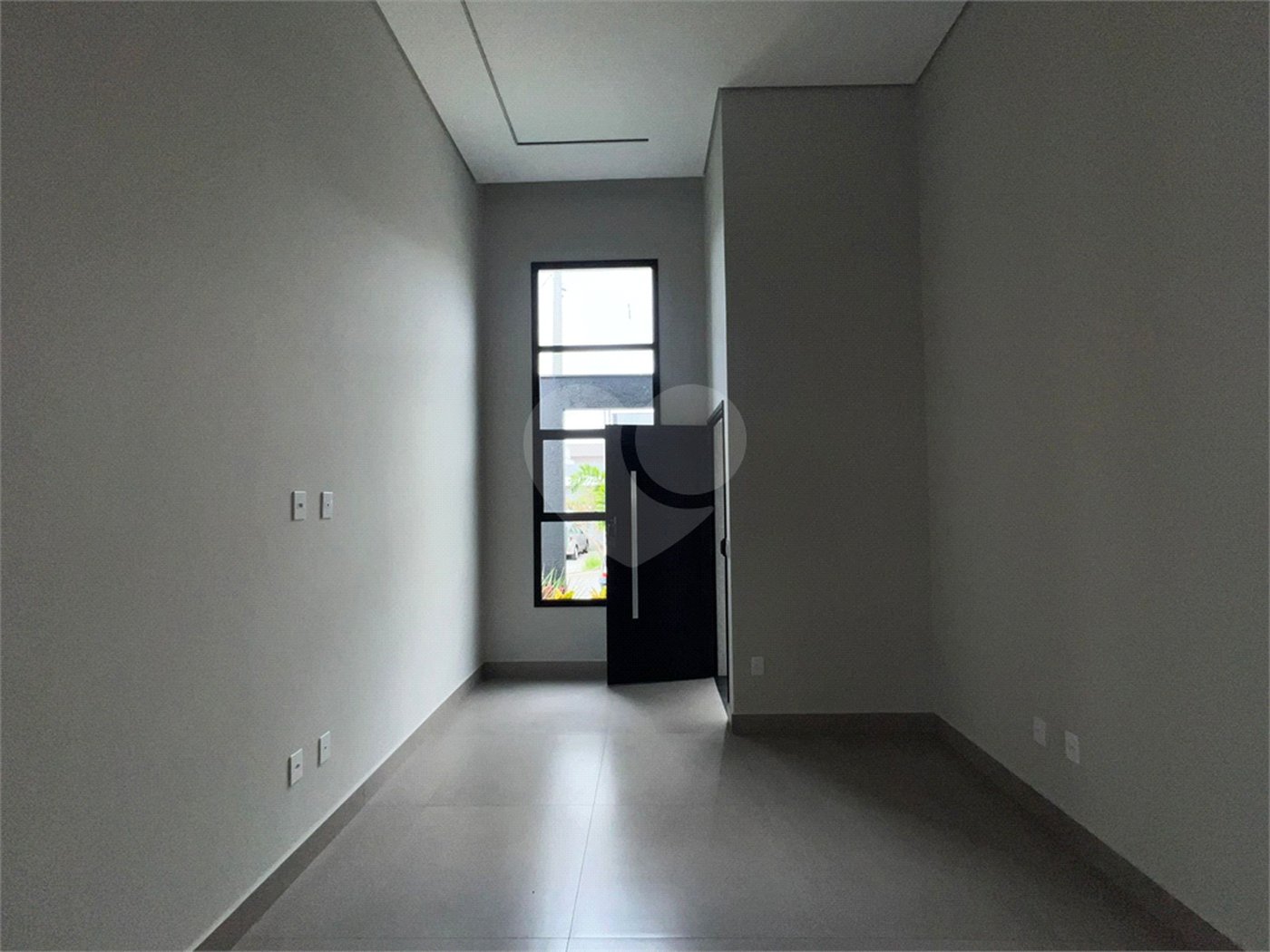 Casa à venda com 3 quartos, sendo 1 suíte, no condomínio Horto Florestal Villagio, Sorocaba - SP