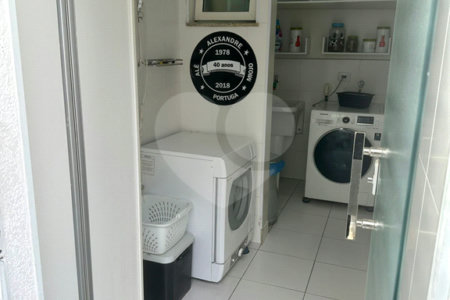 Casa à venda com 4 suítes em Nova Gardênia, Atibaia, SP