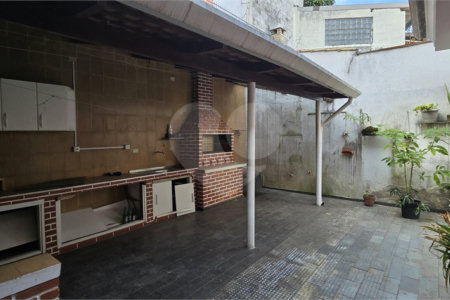 Casa à venda com 3 quartos, sendo 1 suíte, em Lar São Paulo, São Paulo, SP