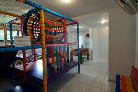 Apartamento à venda com 3 quartos, sendo 1 suíte, em Campo Belo, São Paulo, SP