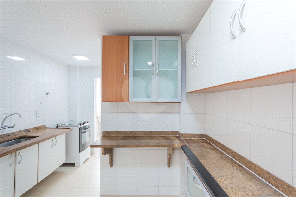 Apartamento à venda com 2 quartos, sendo 1 suíte,  em Tijuca, Rio de Janeiro, RJ