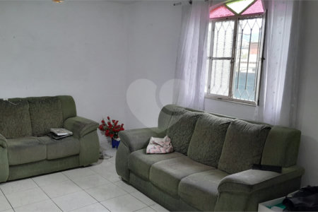 Casa à venda com 3 quartos em Santíssimo, Rio de Janeiro, RJ