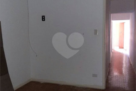 Casa à venda com 3 quartos, sendo 1 suíte, em Ipiranga, São Paulo, SP