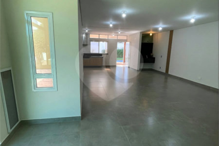 Casa à venda ou para alugar com 3 suítes em Jardim Salto Grande, Araraquara, SP