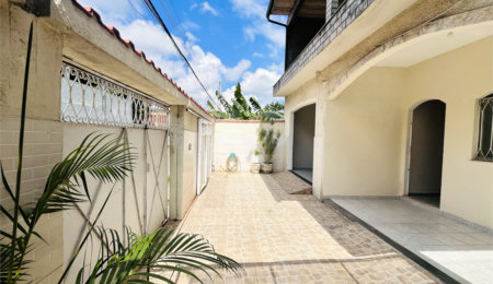 Casa à venda com 3 quartos em Campo Grande, Rio de Janeiro, RJ