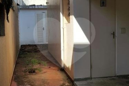 Casa à venda com 4 quartos em Vila Clementino, São Paulo, SP
