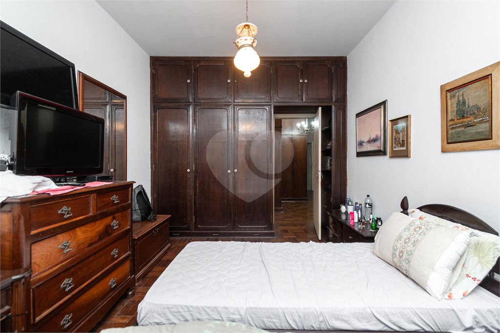 Apartamento à venda com 4 quartos, sendo 1 suíte, em Higienópolis, São Paulo, SP