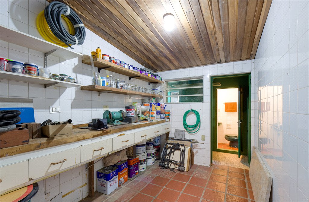 Casa Térrea à venda com 5 quartos, sendo 2 suítes, em Alto da Boa Vista, São Paulo, SP