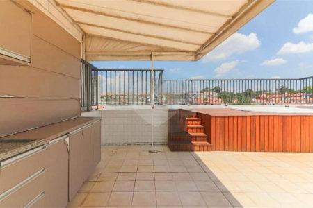 Apartamento à venda com 3 quartos, sendo 1 suíte,  em Cidade São Francisco, São Paulo, SP