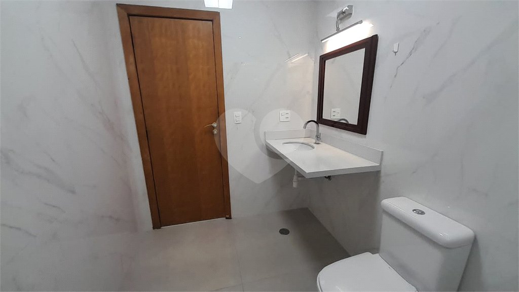 Sobrado à venda com 3 quartos, sendo 1 suíte, em Jardim Prudência, São Paulo, SP