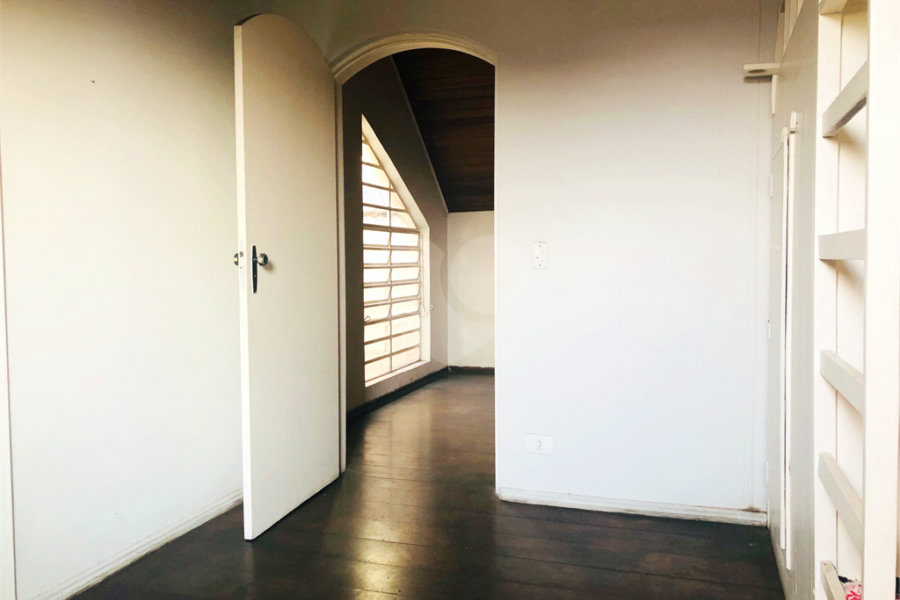 Sobrado à venda com 4 quartos, sendo 3 suítes, em Vila Rosália, Guarulhos, SP