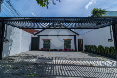 Casa Térrea à venda com 3 quartos, sendo 1 suíte, em Santo Amaro, São Paulo, SP