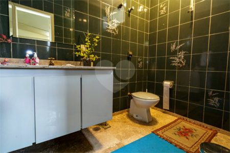 Casa de Vila para alugar com 4 quartos, sendo 1 suíte, em Granja Julieta, São Paulo, SP
