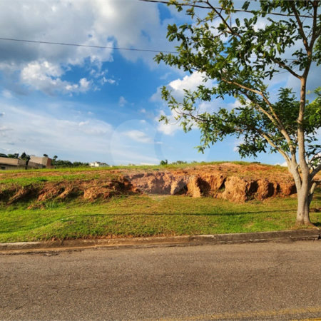 Terreno à venda no condomínio Santa Isabel I, Louveira - SP