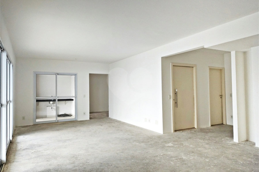 Apartamento à venda com 3 suítes em Santana, São Paulo, SP