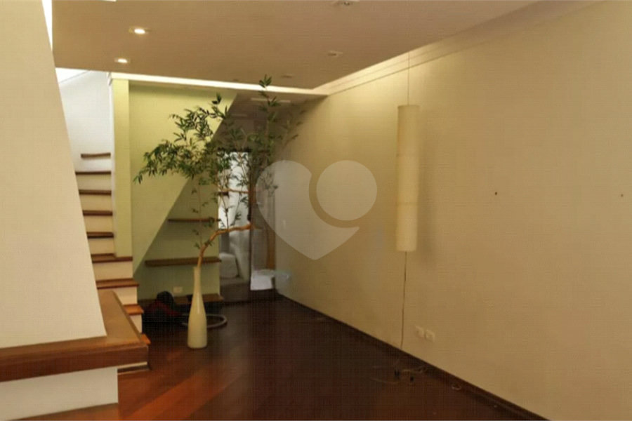 Casa à venda com 3 quartos, sendo 2 suítes, em Santana, São Paulo, SP