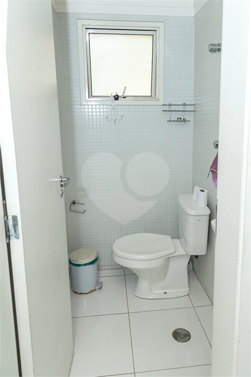 Apartamento à venda com 4 quartos, sendo 2 suítes, em Moema, São Paulo, SP