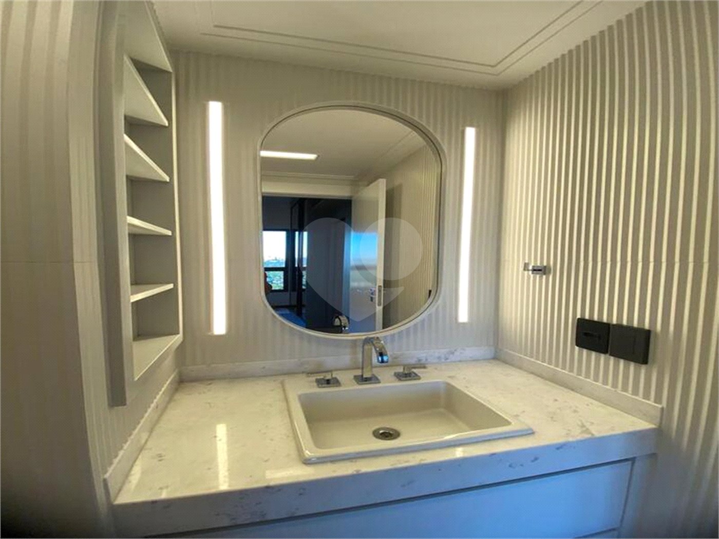 Apartamento à venda com 1 quarto em Cerqueira César, São Paulo, SP